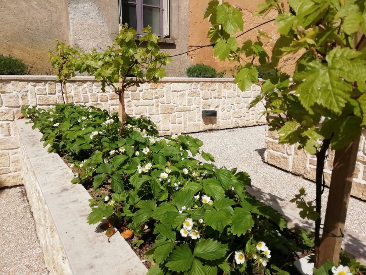 L'Auberge De Treigny Bagian luar foto